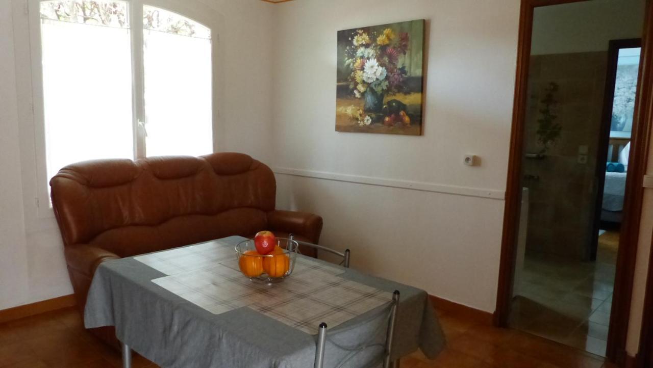 Appartement Stade Aime Giral ペルピニャン エクステリア 写真